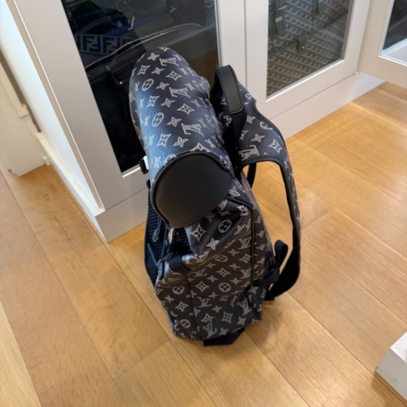 Louis Vuitton HIKING Backpack - Monogram INK - Limited Edition - Picture 4 of 6